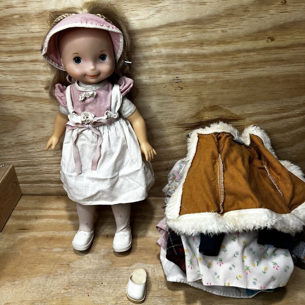 Vtg 1978 Fisher Price MY FRIEND MANDY Doll 16" #20141 Clothing Outfits Lot